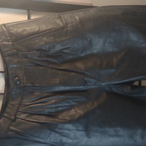 💕Leather pants, 100% Genuine.😎 - Picture 2 of 7